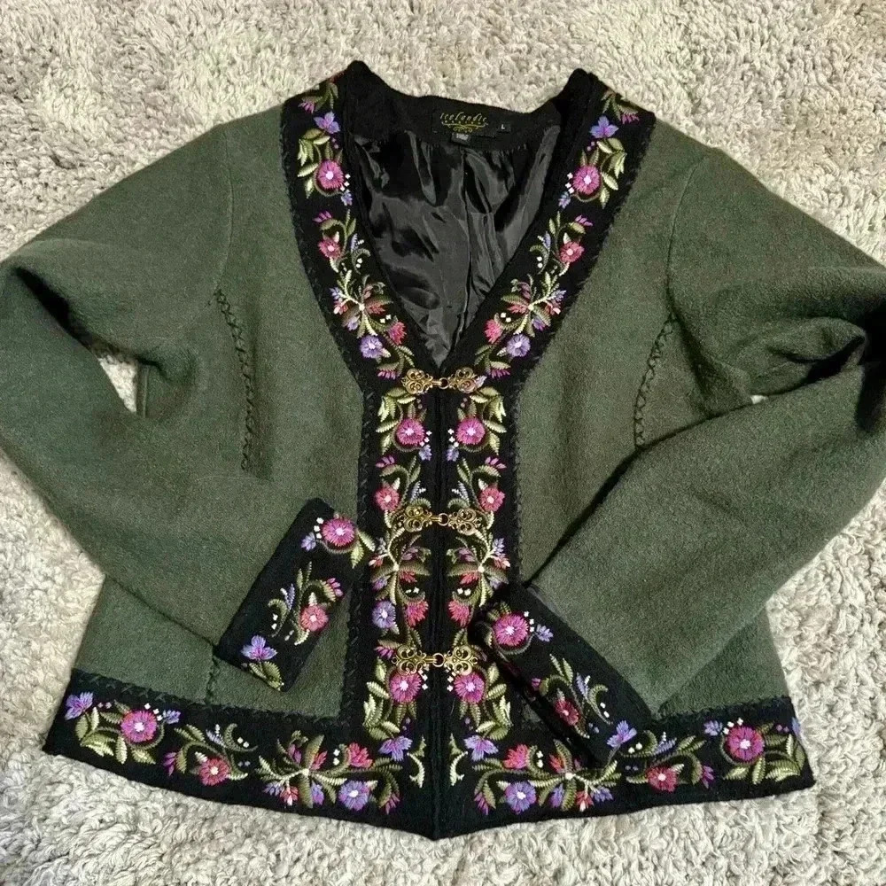 Icelandic Design Wool jacket - Picture 12 of 13